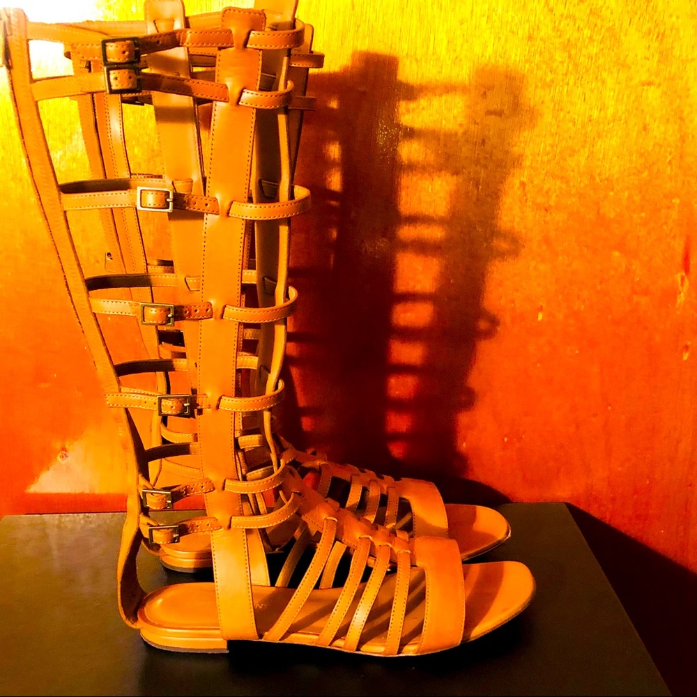 🤩🤩Authentic Saint Laurent Gladiator Sandals🤩🤩